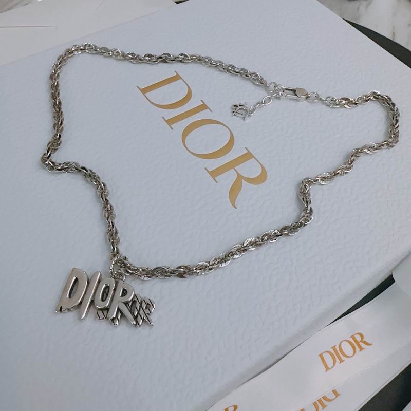 Dior Necklace 04lyr223